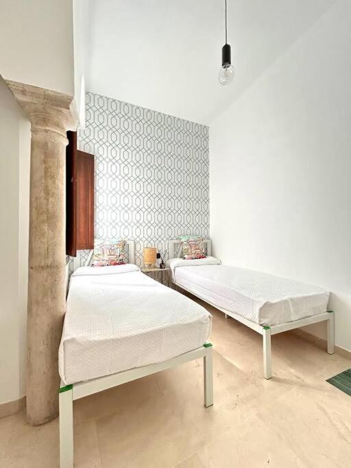 Hispalis San Nicolas Seville Exterior photo